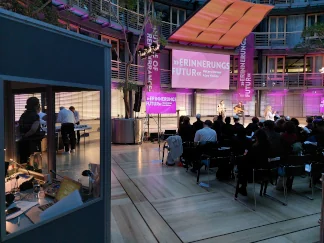 Veranstaltung: Simultandolmetcher bei Dialogperspektiven